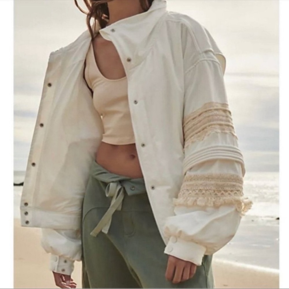 NWOT Free People Movement Solstice Jacket, White, Sz. M